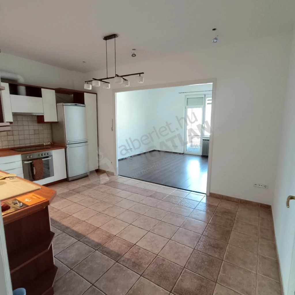 Kiadó téglalakás, Budapest XII. kerület, Kék Golyó utca