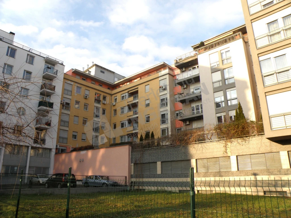 Kiadó téglalakás, Budapest XIII. kerület, Petneházy utca