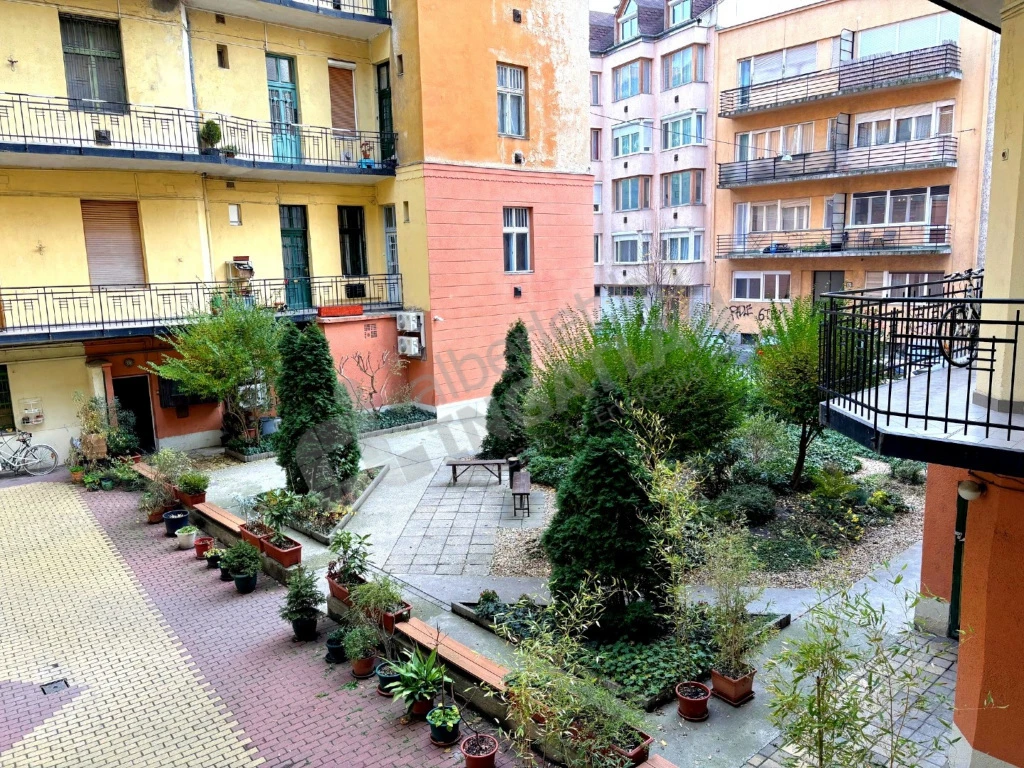 Kiadó téglalakás, Budapest II. kerület, Szász Károly utca