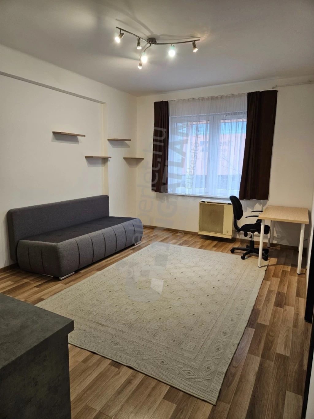 Kiadó téglalakás, Budapest XIV. kerület, Csömöri út