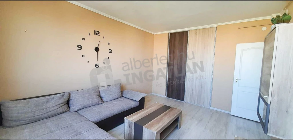 c3-2-name c2-19-name, Budapest XXI. kerület, Templom utca