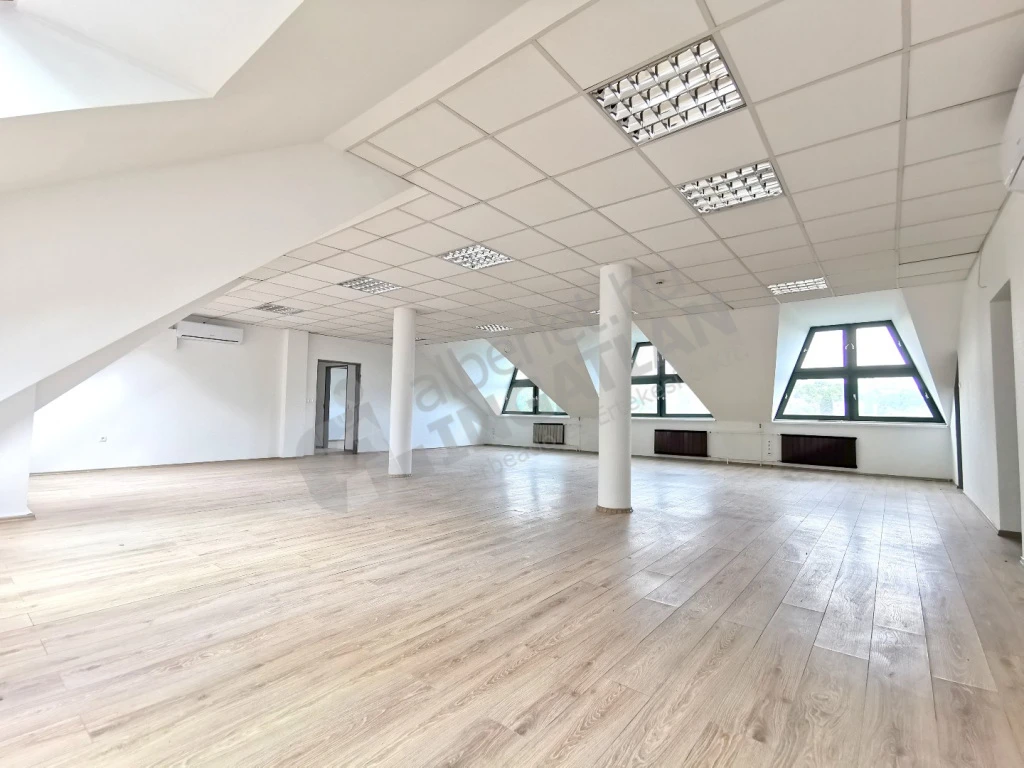 c3-2-name c2-68-name, Budapest XII. kerület, Városmajor utca