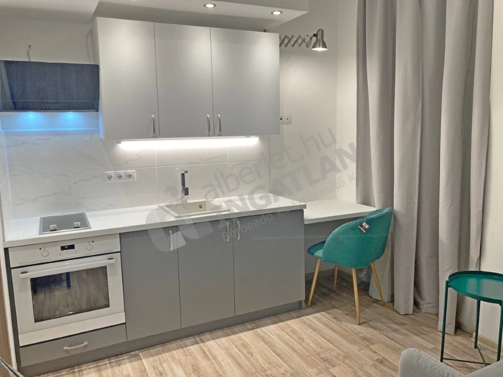 Kiadó téglalakás, Budapest VIII. kerület, Krúdy utca