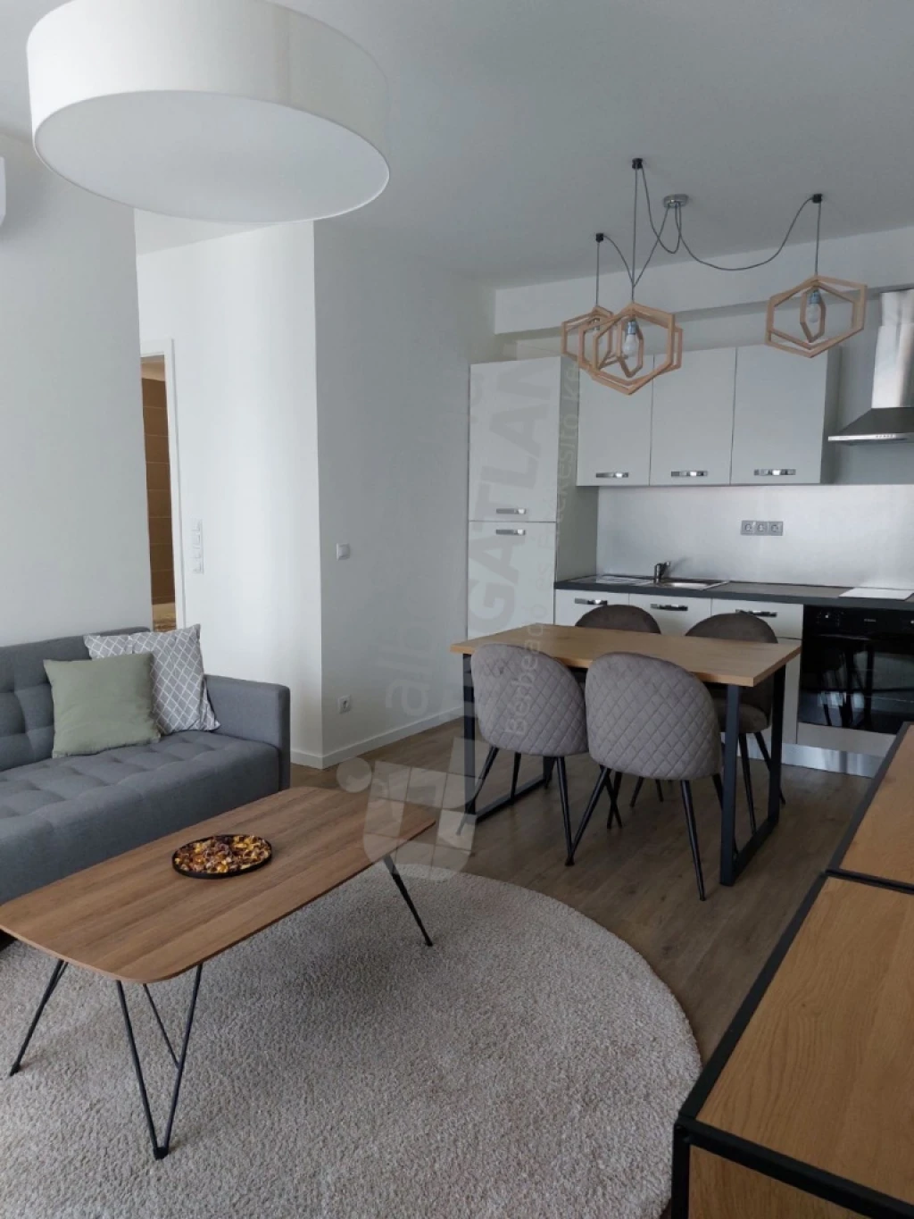 Kiadó téglalakás, Budapest XIII. kerület, Meder utca