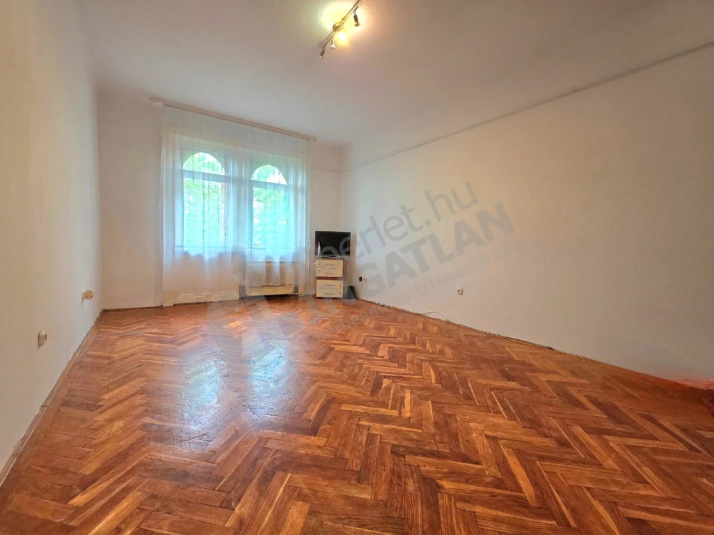 Kiadó téglalakás, Budapest XIII. kerület, Gyöngyösi utca