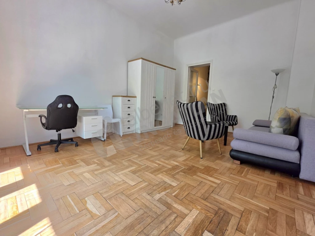 Kiadó téglalakás, Budapest I. kerület, Attila út