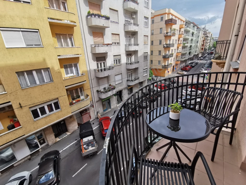 Kiadó téglalakás, Budapest XIII. kerület, Radnóti Miklós utca