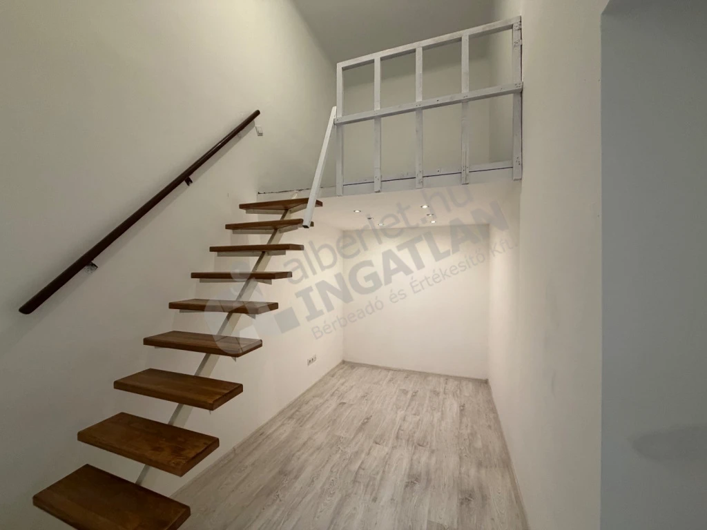 Eladó téglalakás, Budapest VIII. kerület, Német utca