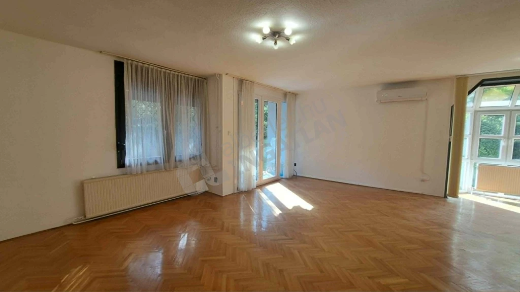 Kiadó téglalakás, Budapest XII. kerület, Zugligeti út