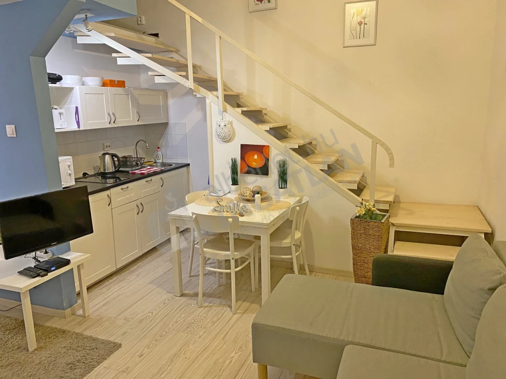 Kiadó téglalakás, Budapest V. kerület, Nádor utca