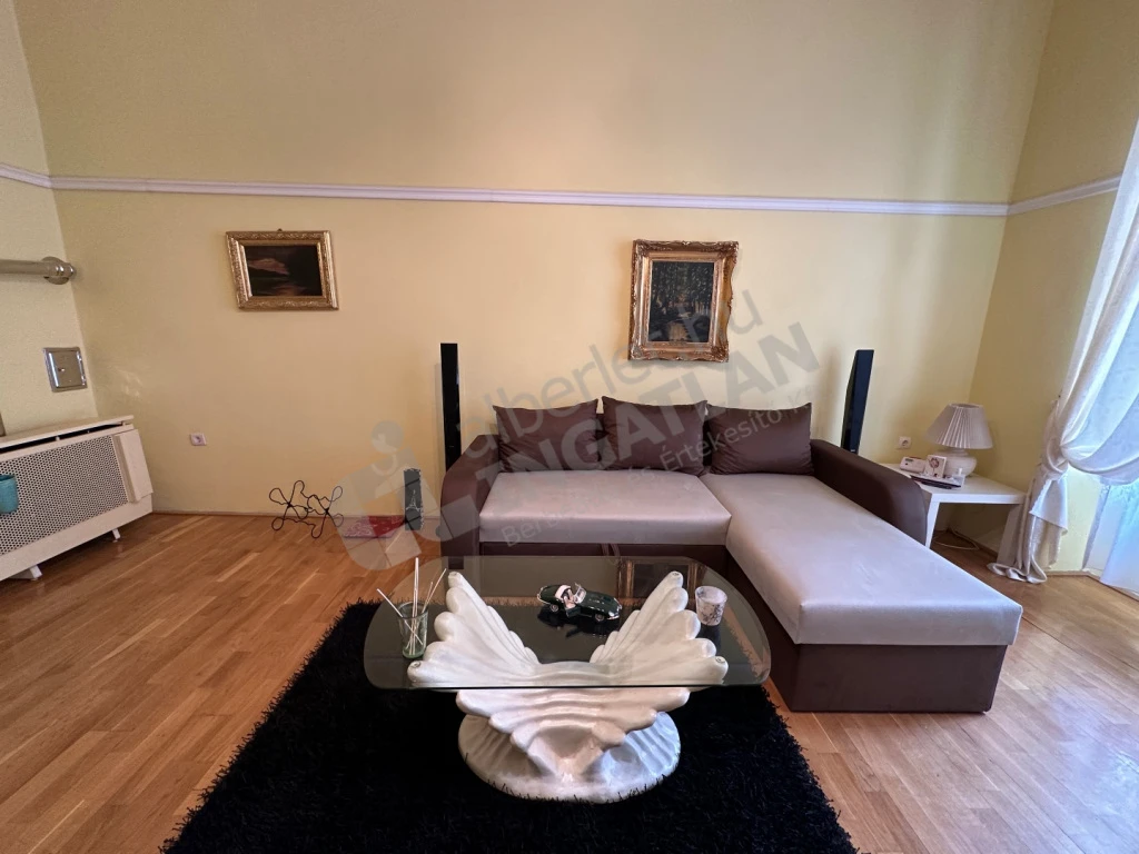 Kiadó téglalakás, Budapest VI. kerület, Andrássy út