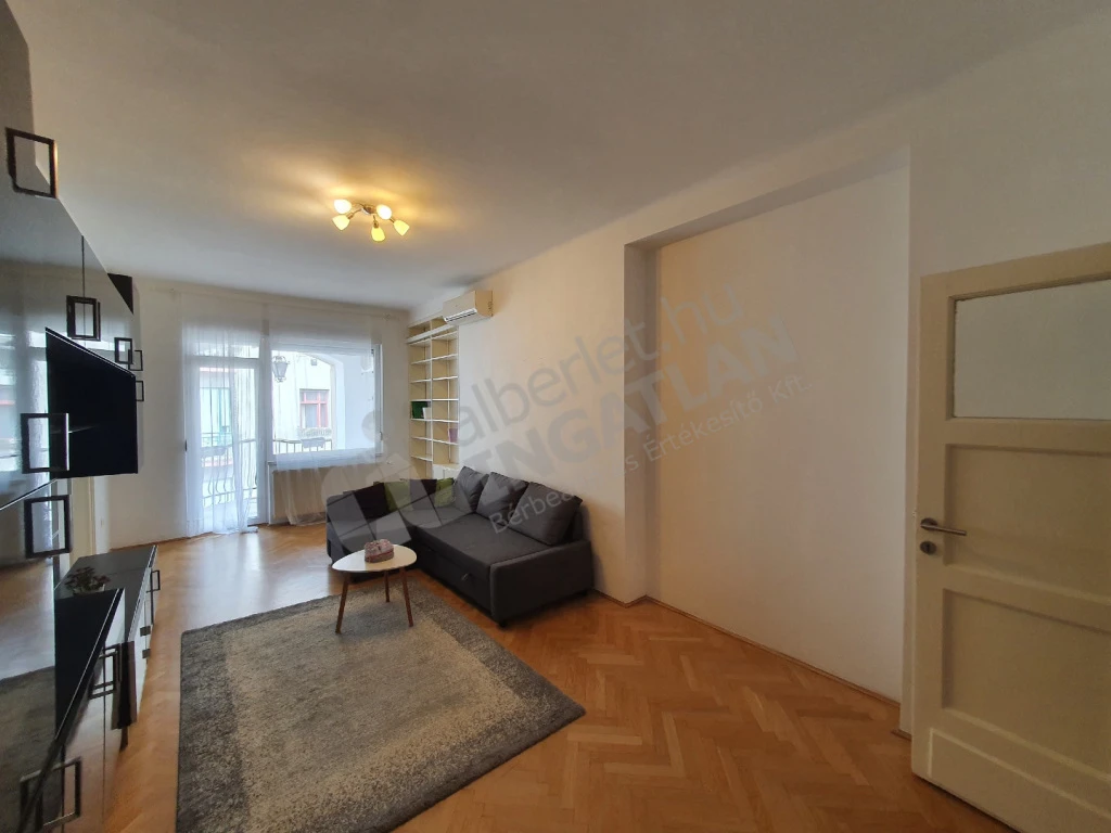 Kiadó téglalakás, Budapest II. kerület, Varsányi Irén utca
