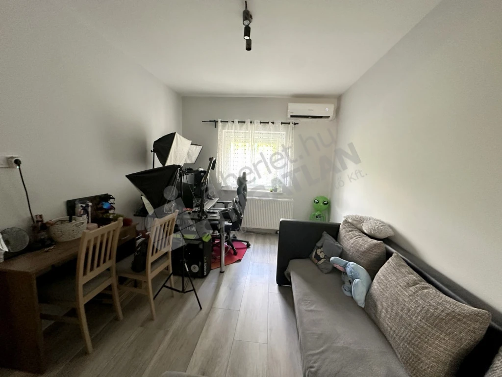 Kiadó téglalakás, Budapest X. kerület, Monori utca
