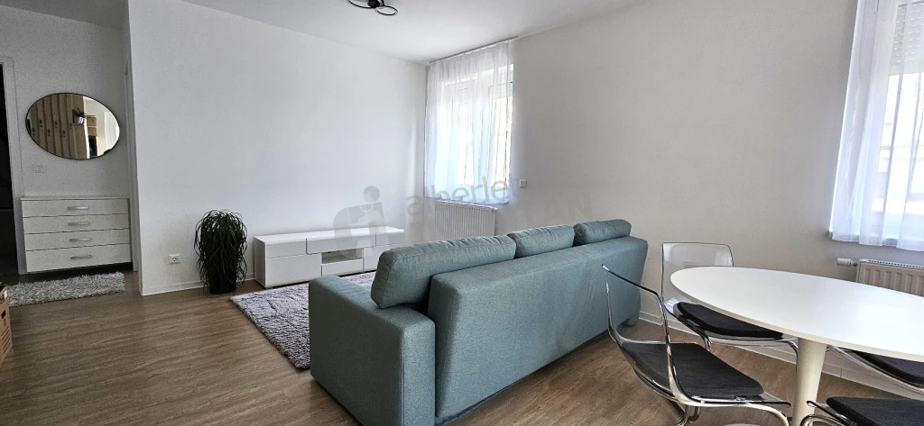 Kiadó téglalakás, Budapest X. kerület, Zágrábi utca