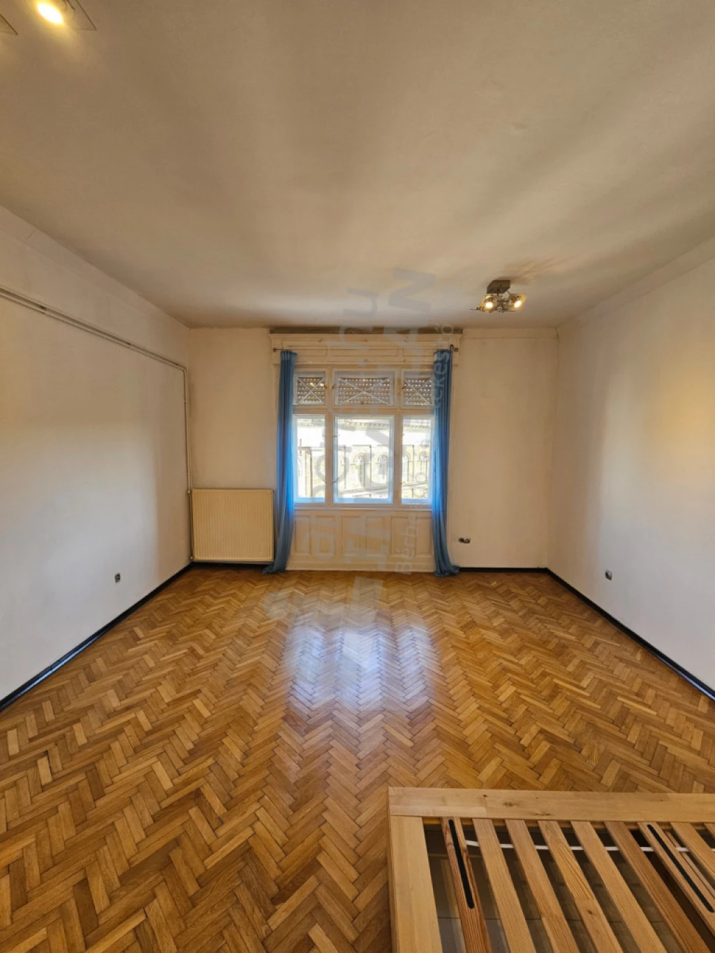 Kiadó téglalakás, Budapest VII. kerület, Bethlen Gábor tér
