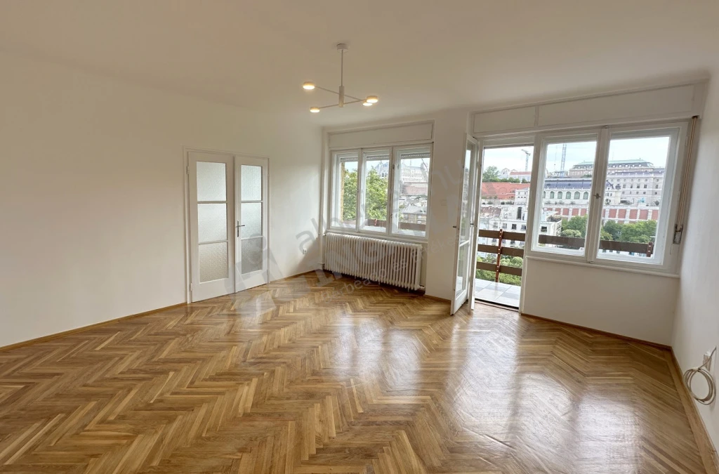 Kiadó téglalakás, Budapest I. kerület, Naphegy utca