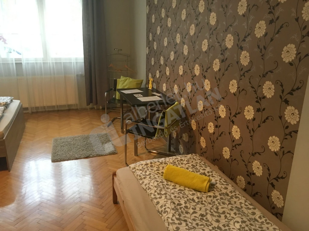 Kiadó téglalakás, Budapest I. kerület, Lánchíd utca