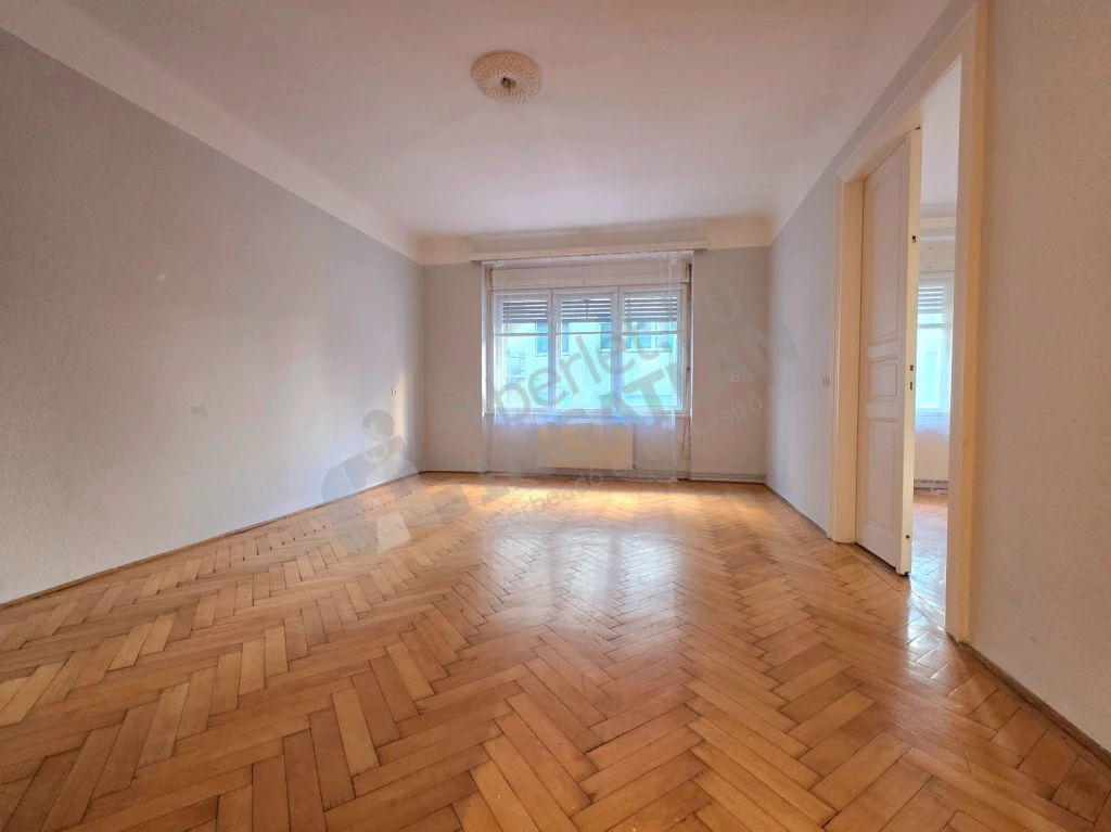 Kiadó téglalakás, Budapest I. kerület, Fő utca