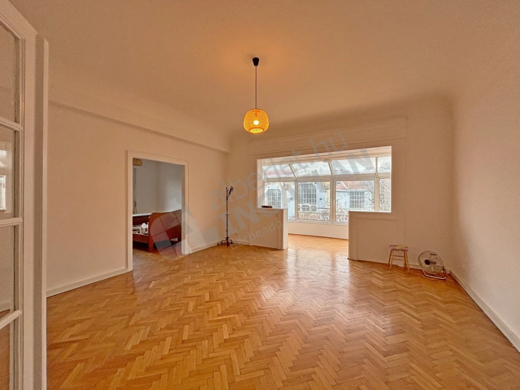 Kiadó téglalakás, Budapest XI. kerület, Kelenhegyi út