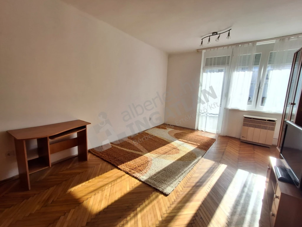 Kiadó téglalakás, Budapest XVI. kerület, Koronafürt utca