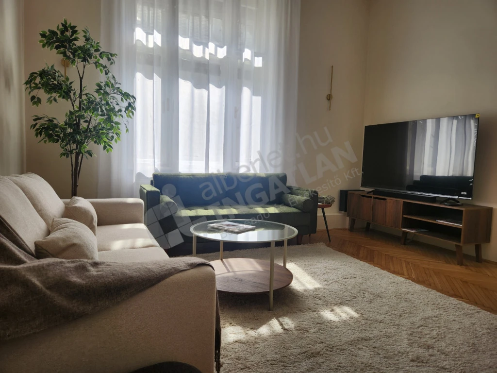 Kiadó téglalakás, Budapest V. kerület, Fehér Hajó utca