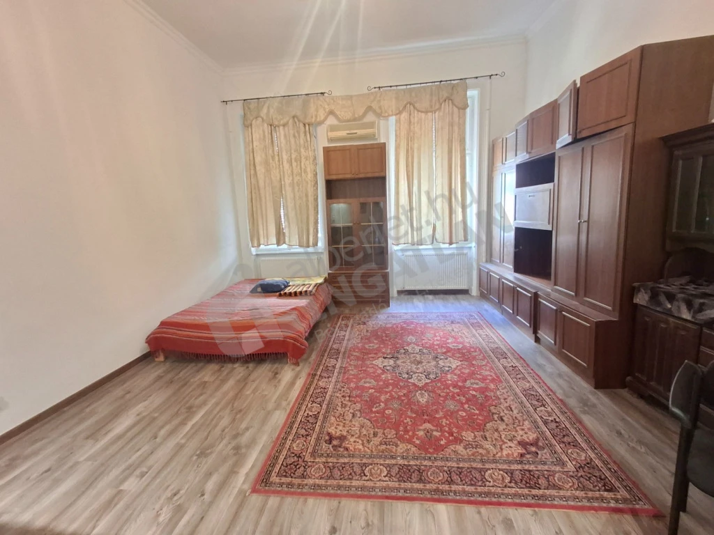 Kiadó téglalakás, Budapest VIII. kerület, Bezerédj utca