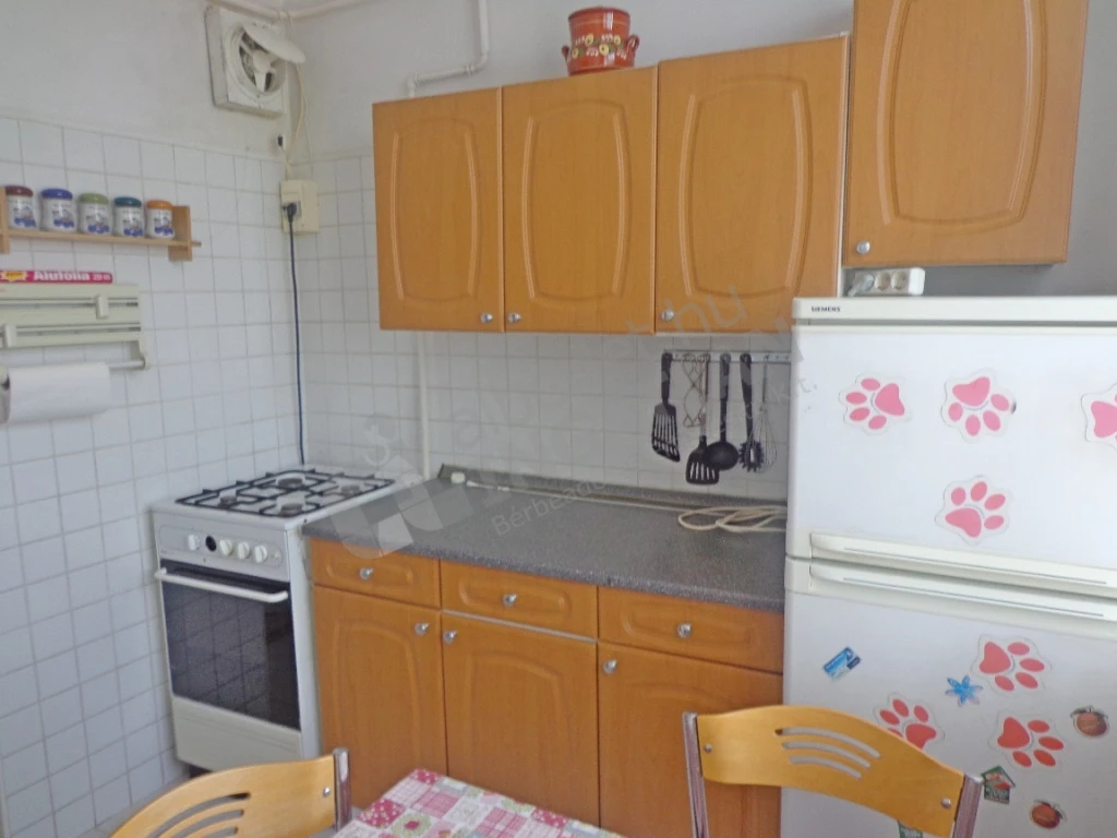 Kiadó téglalakás, Budapest XI. kerület, Október huszonharmadika utca
