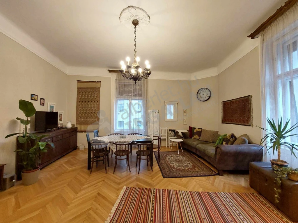 Kiadó téglalakás, Budapest IX. kerület, Bakáts utca
