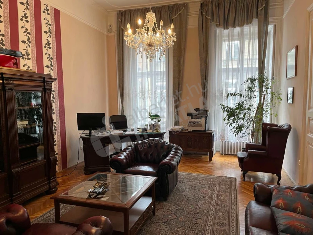 Kiadó téglalakás, Budapest VI. kerület, Nagymező utca