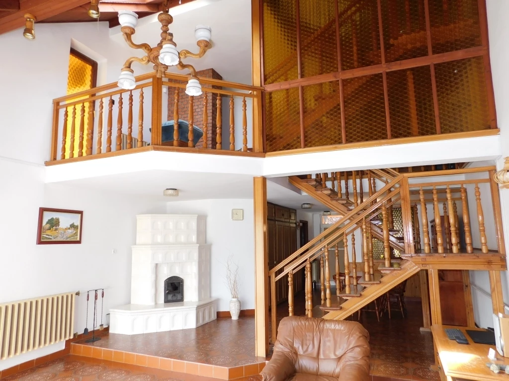 c3-1-name c2-1-name, Eger