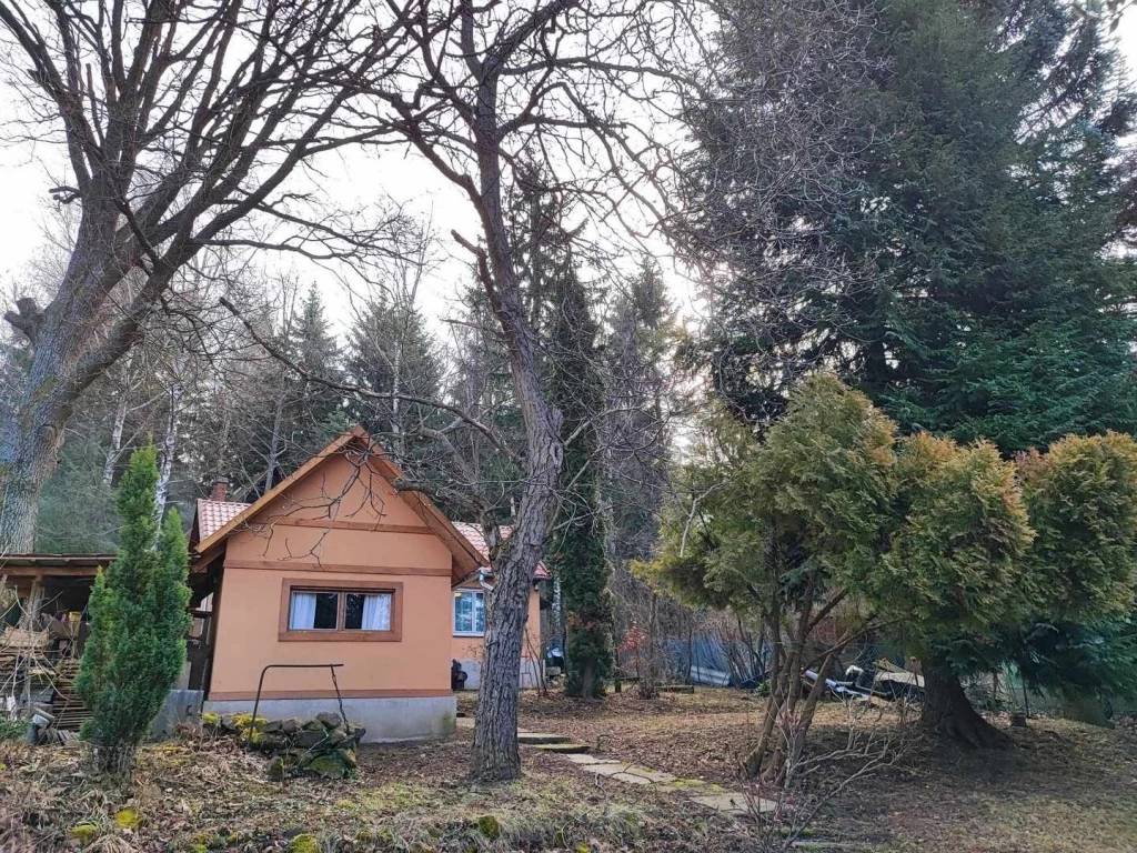 c3-1-name c2-62-name, Mátraszentimre, Fallóskút