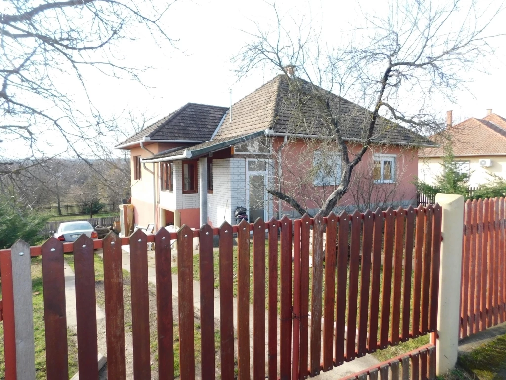 c3-1-name c2-1-name, Tarnaszentmária