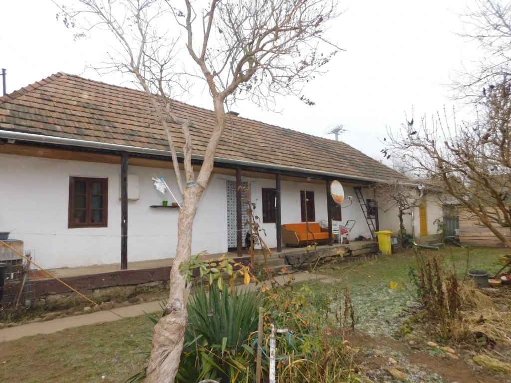 c3-1-name c2-1-name, Mátraderecske