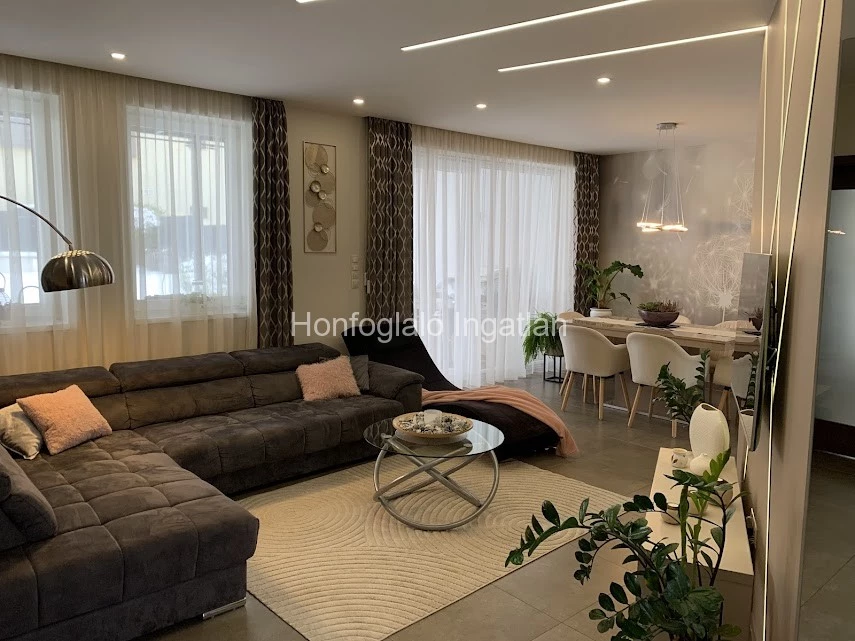 Eladó családi ház, Nyíregyháza