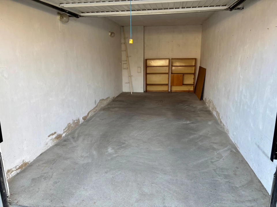 Eladó egyedi garázs, Nyíregyháza