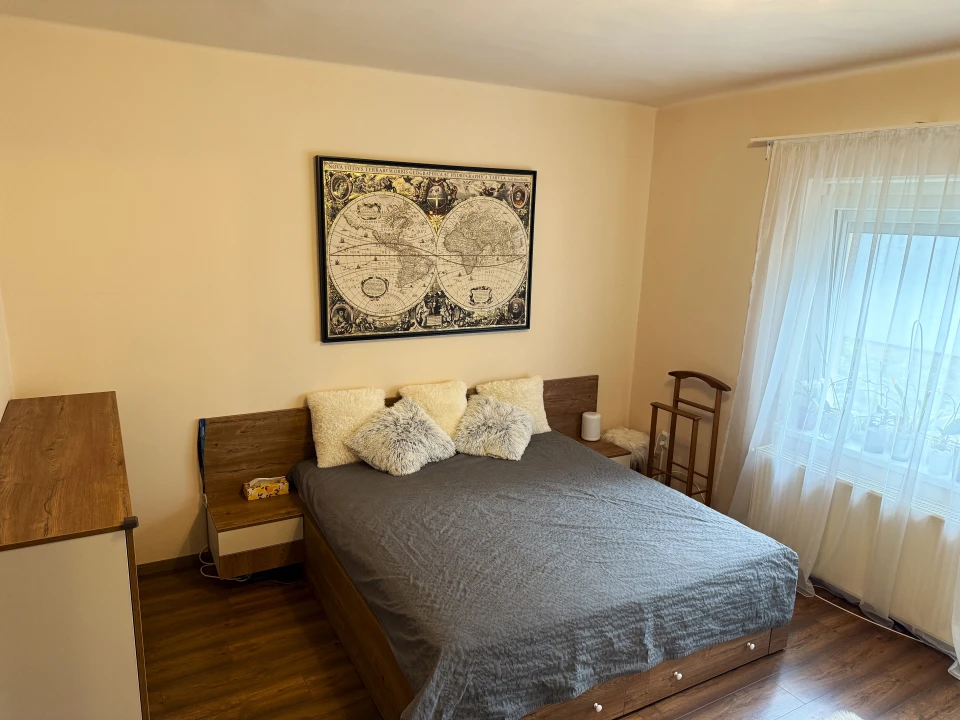 Eladó téglalakás, Nyíregyháza