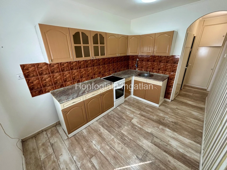 c3-1-name c2-20-name, Nyíregyháza