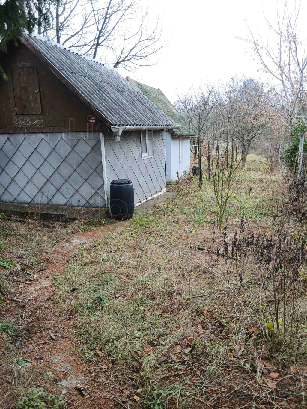 For sale closed garden, Tatabánya