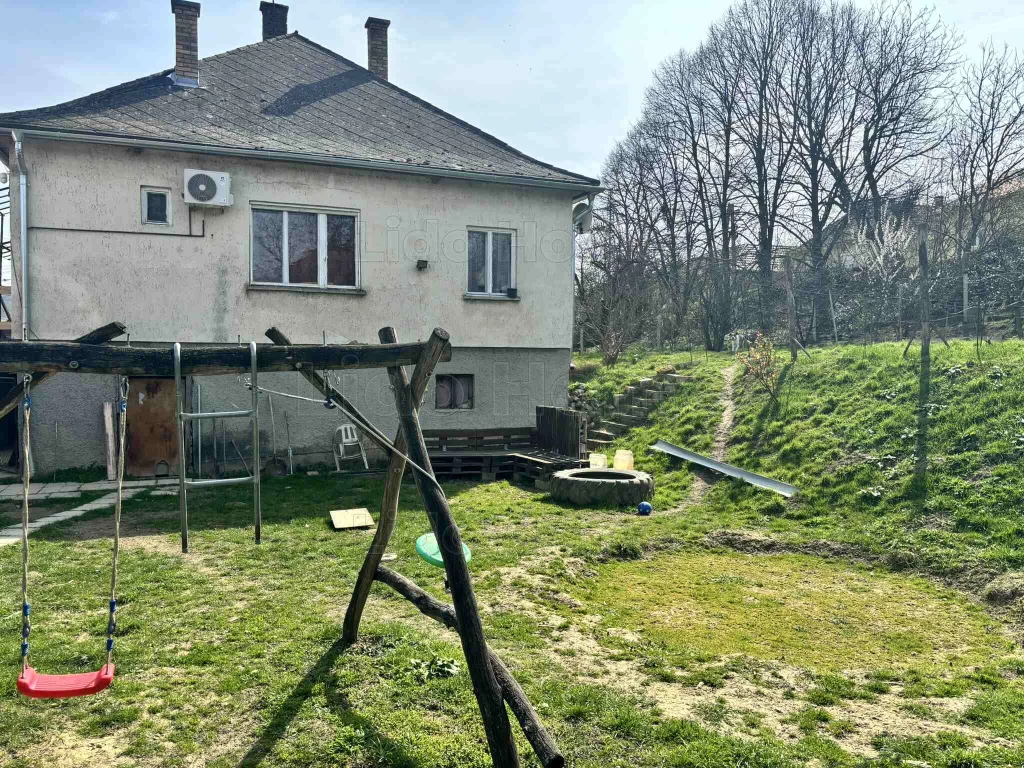 For sale house, Bajna