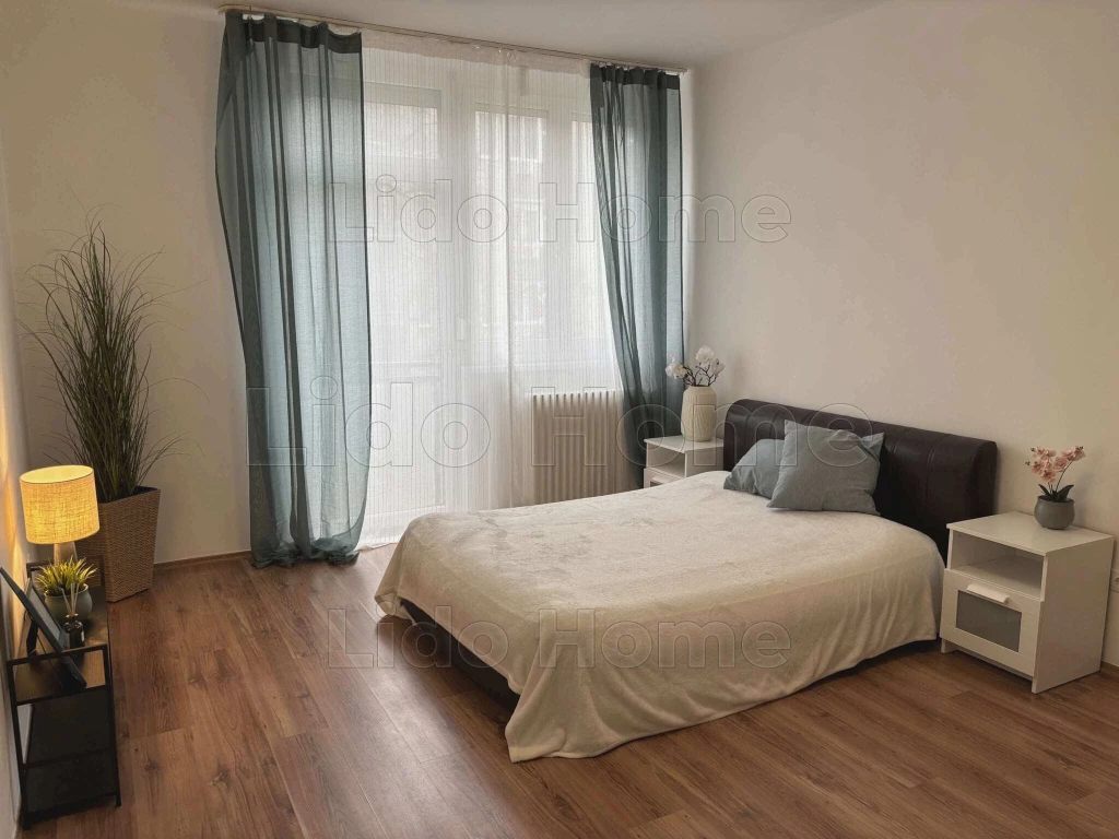 For sale brick flat, Tatabánya