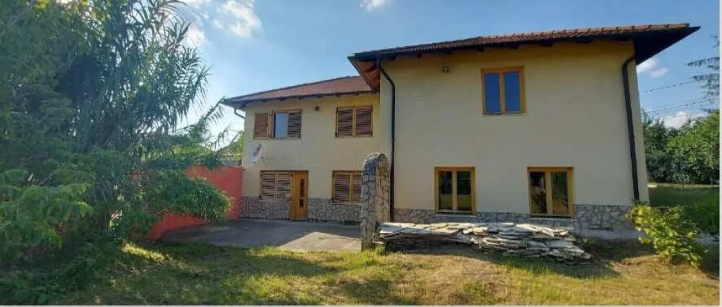 Eladó családi ház Koppánymonostoron