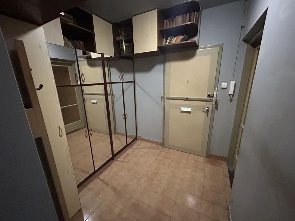 For sale panel flat, Szeged