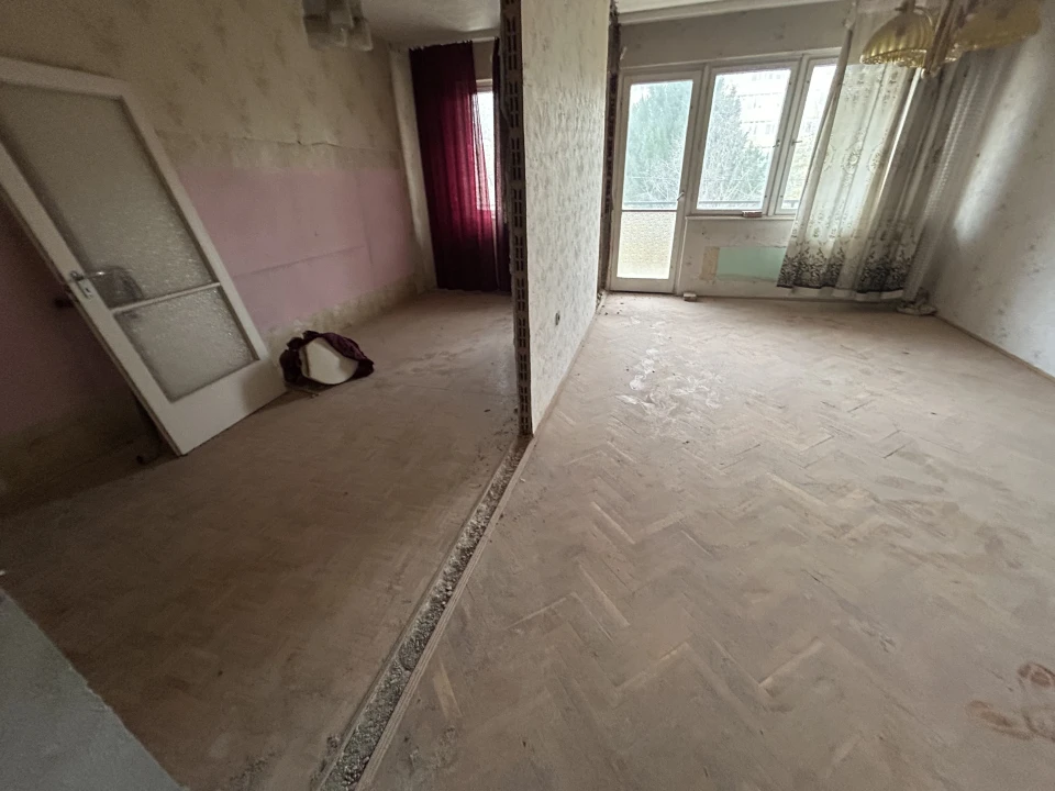 c3-1-name c2-82-name, Szeged