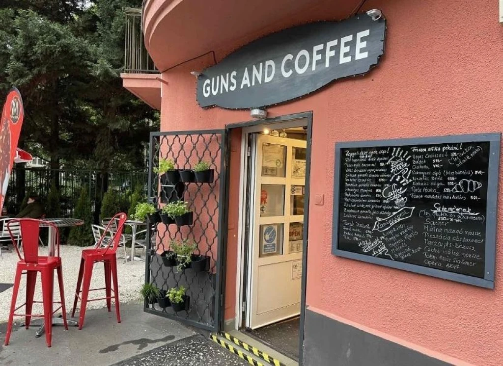 c3-1-name c2-69-name, Budapest XIV. kerület, Herminamező, Thököly út