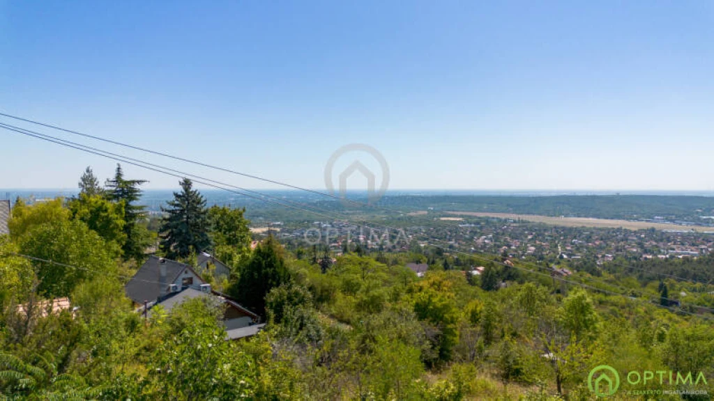 PANORÁMÁS TELEK BUDAÖRSÖN