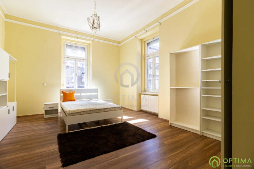 Eladó egyéb lakás, Budapest VII. kerület