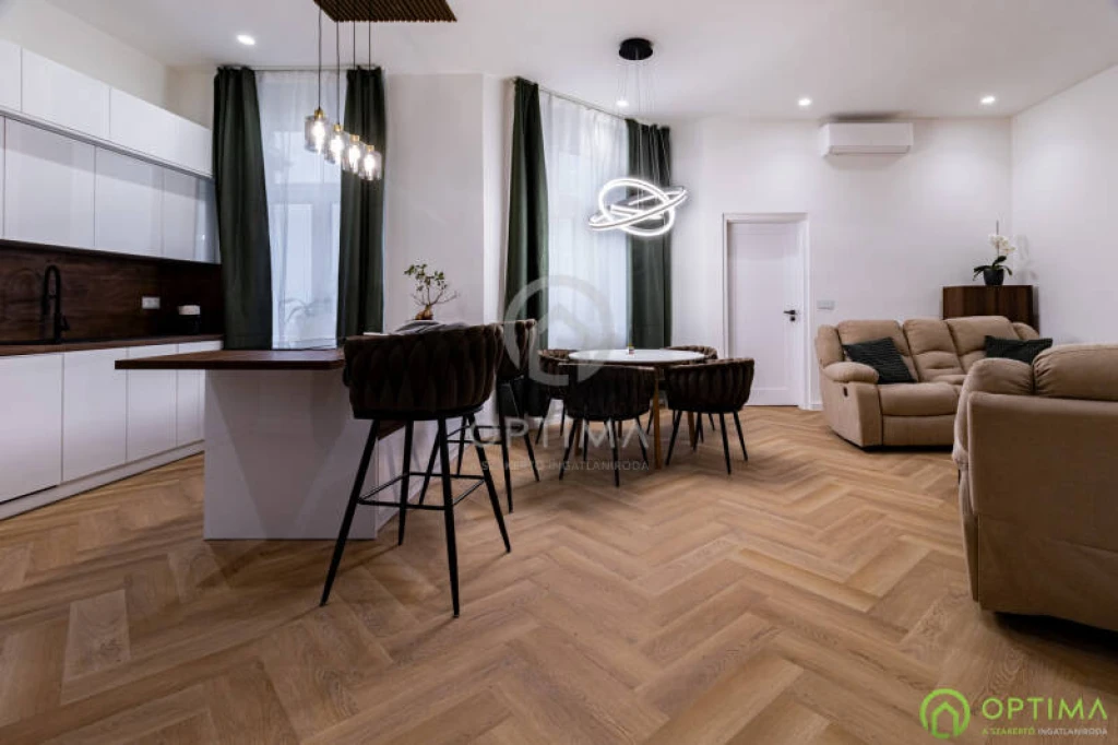 c3-1-name c2-23-name, Budapest V. kerület