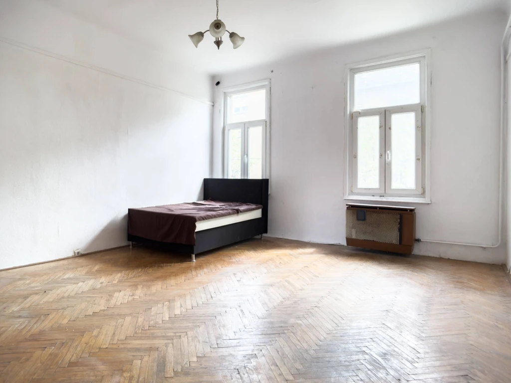 GARZONLAKÁS RÁKOS-PATAK  KÖZELÉBEN