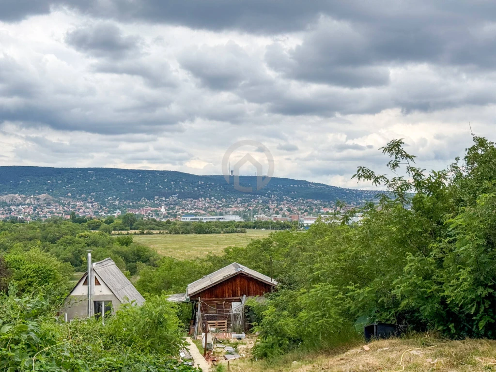 PANORÁMÁS TELEK TÖRÖKBÁLINTON