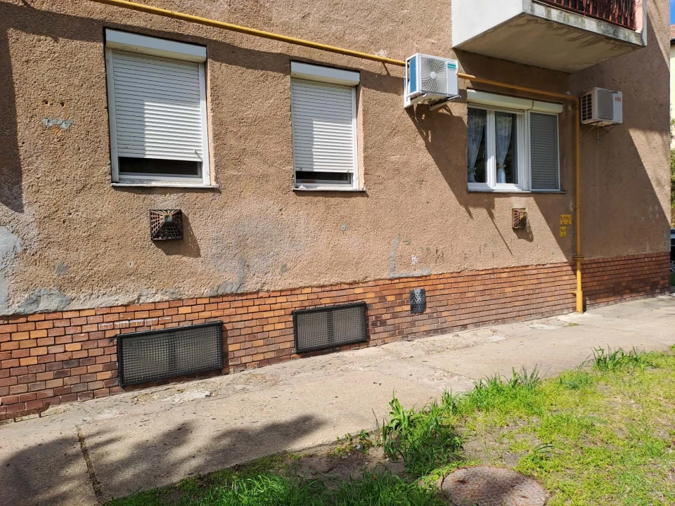 Eladó téglalakás, Kecskemét